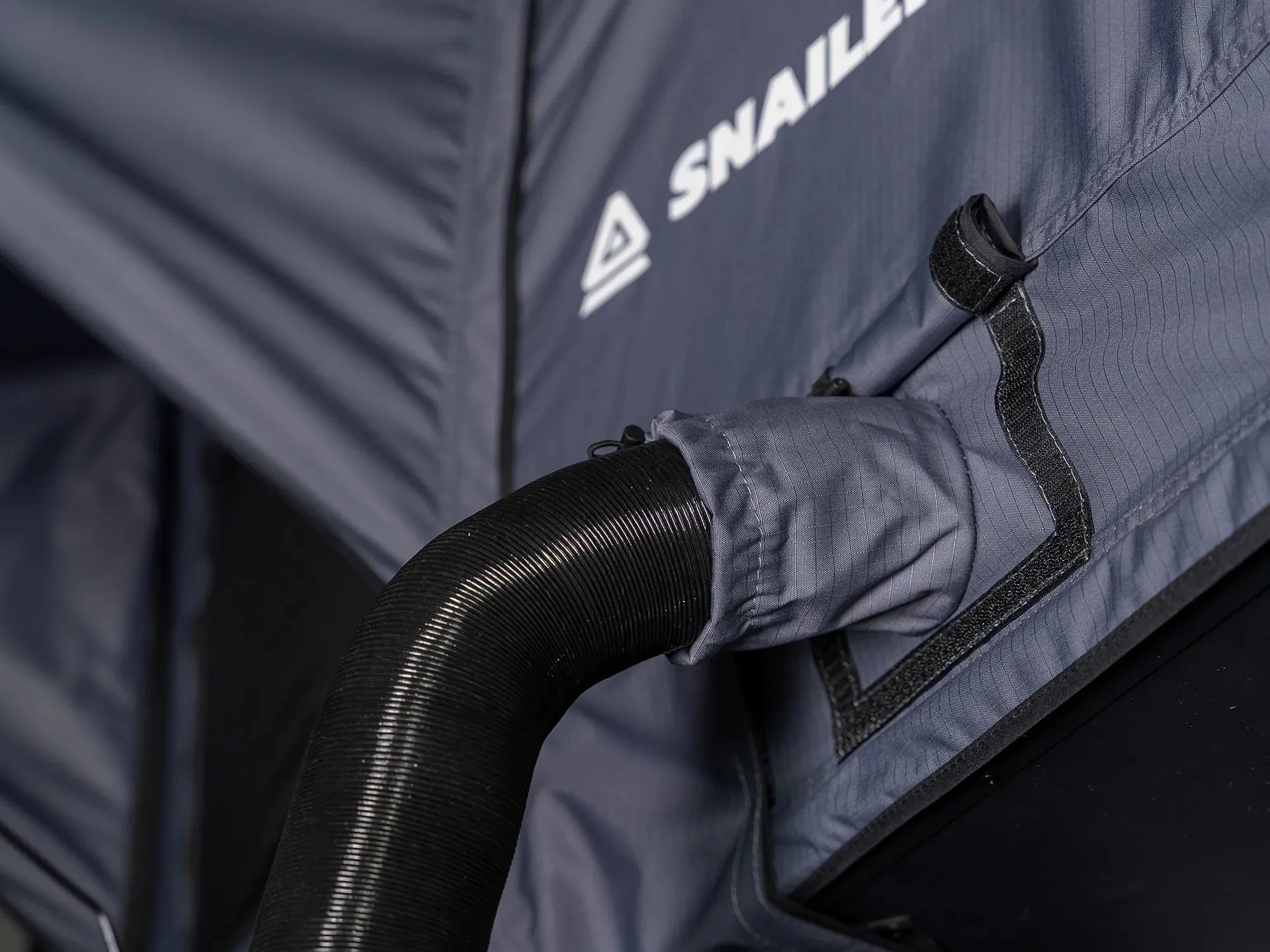 SNAILER® Abis - škrupinový strešný stan pre 2+1
